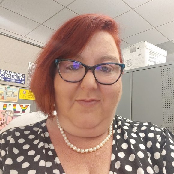 Meet your Posher, Michelle - Picture 2 of 3